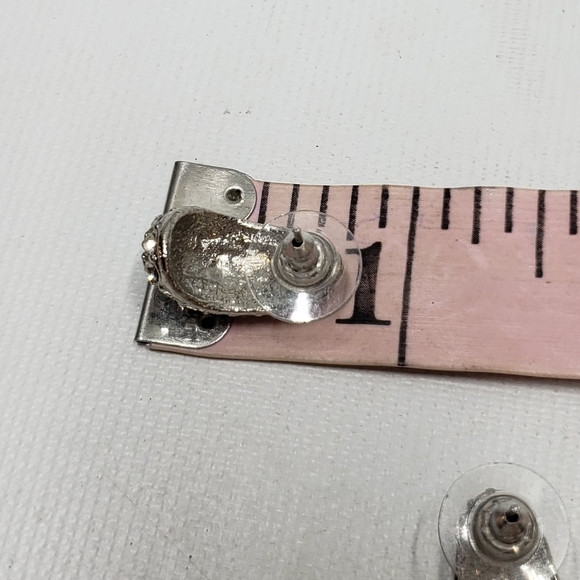 Elegant Silver Tone Crystal Pierced Earrings - Picture 7 of 8